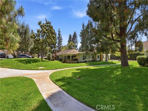 1260  Tiburon  , Placentia, CA
