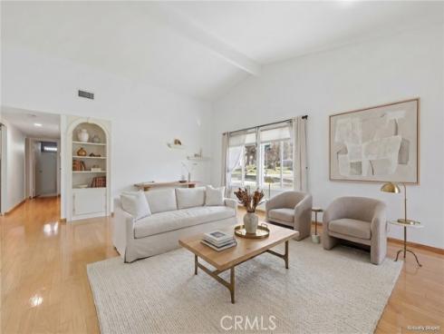1260  Tiburon  , Placentia, CA