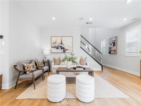 581  Patten  , Placentia, CA