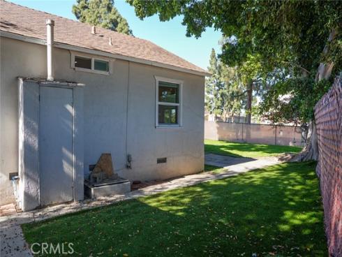 1664  Oak  , Placentia, CA