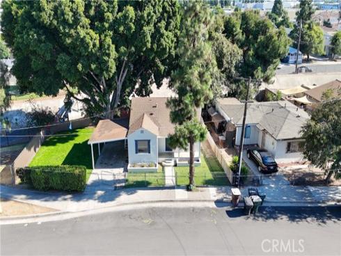 1664  Oak  , Placentia, CA
