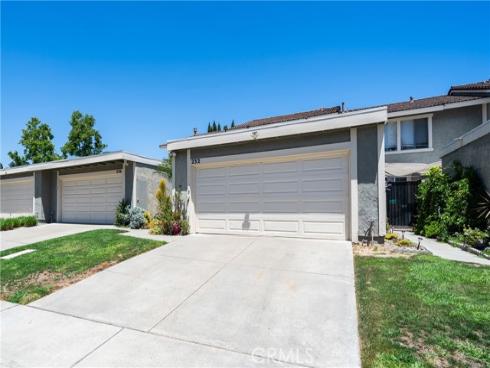 232 Aqueduct Dr , Placentia, CA