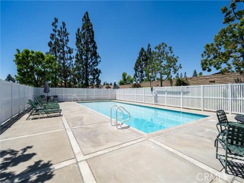232 Aqueduct Dr , Placentia, CA