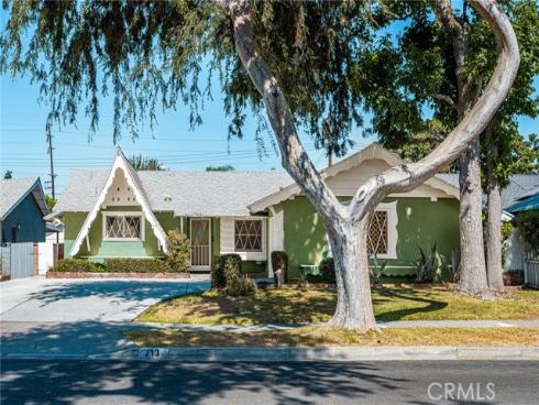 713  Moonbeam  , Placentia, CA