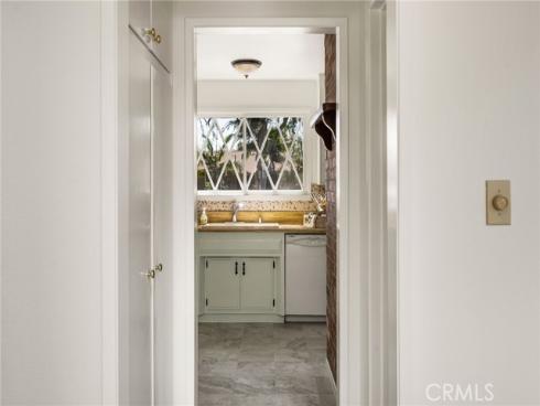 713  Moonbeam  , Placentia, CA