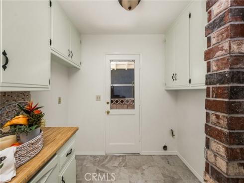713  Moonbeam  , Placentia, CA