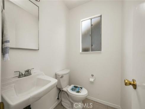 713  Moonbeam  , Placentia, CA