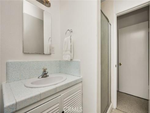 713  Moonbeam  , Placentia, CA