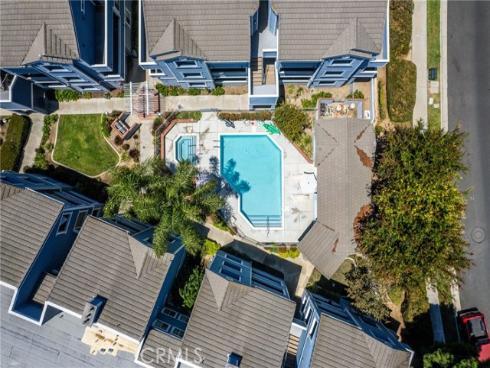 111 S Lakeview G Avenue, Placentia, CA