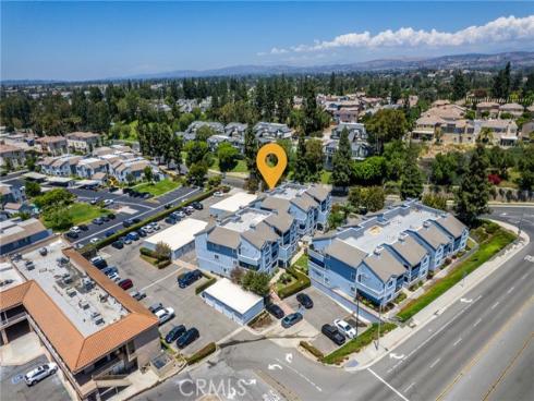 111 S Lakeview G Avenue, Placentia, CA
