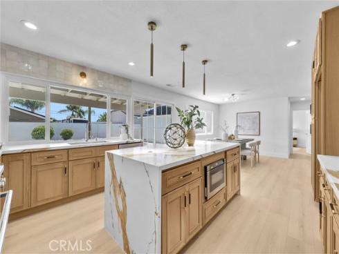944 East Bastanchury Road , Placentia, CA
