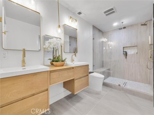 944 East Bastanchury Road , Placentia, CA