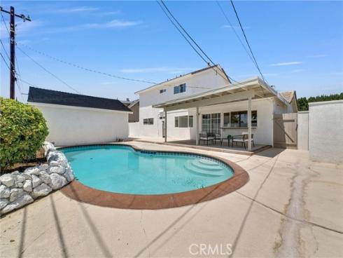 944 East Bastanchury Road , Placentia, CA