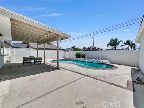 944 East Bastanchury Road , Placentia, CA