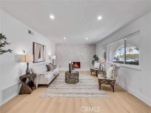 944 East Bastanchury Road , Placentia, CA