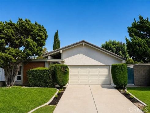 1018 Magnolia