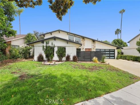 421 Larry Lane, Placentia, CA