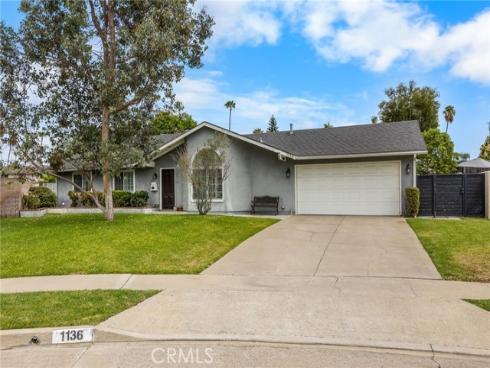 1136 Nottingham Way, Placentia, CA