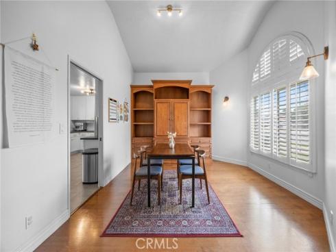 1136 Nottingham Way, Placentia, CA
