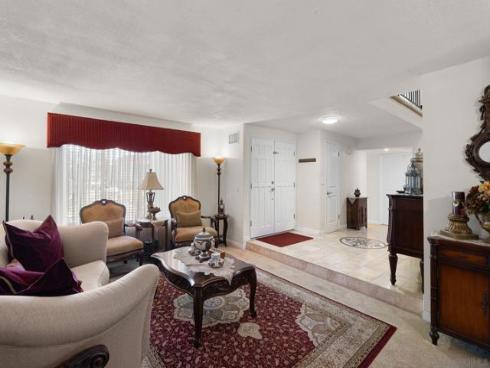 200 San Miguel Circle , Placentia, CA