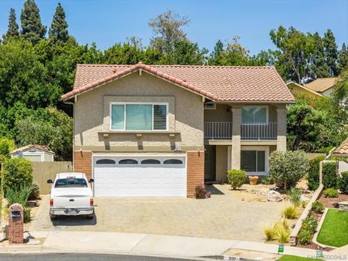 200 San Miguel Circle , Placentia, CA