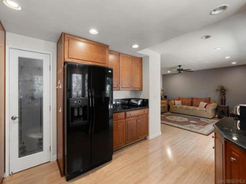 200 San Miguel Circle , Placentia, CA