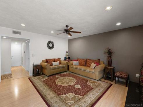 200 San Miguel Circle , Placentia, CA