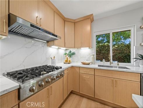 101 W Madison Avenue, Placentia, CA