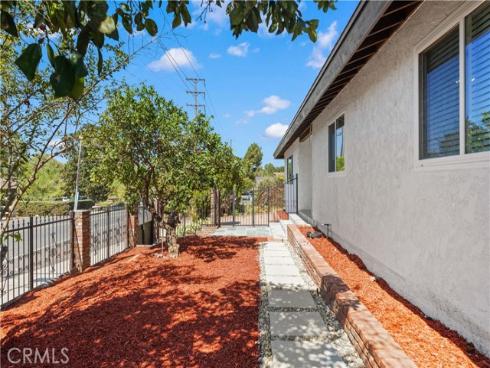 101 W Madison Avenue, Placentia, CA