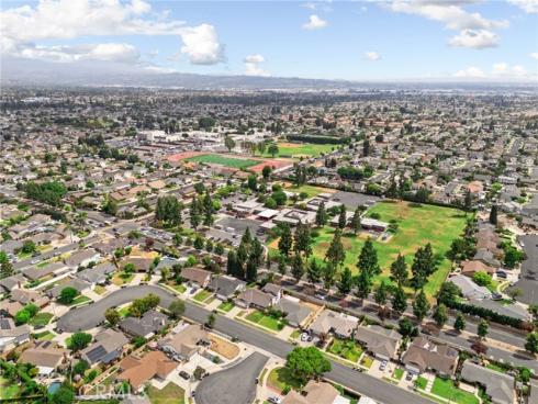 302 Sarah Avenue, Placentia, CA