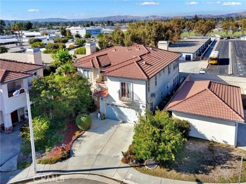 207 Gilbert Way, Placentia, CA