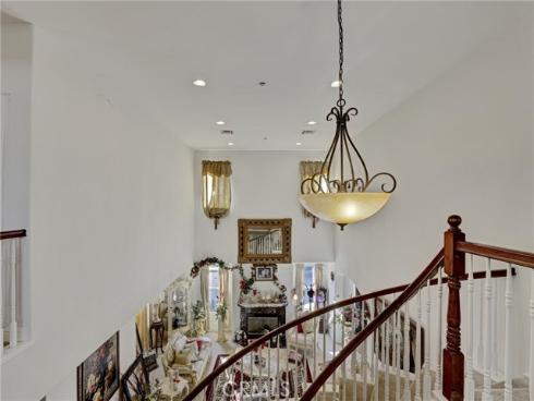 207 Gilbert Way, Placentia, CA