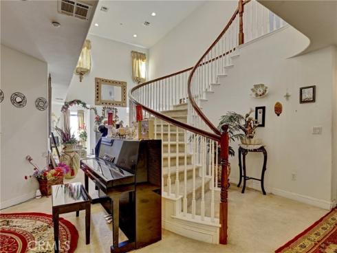 207 Gilbert Way, Placentia, CA