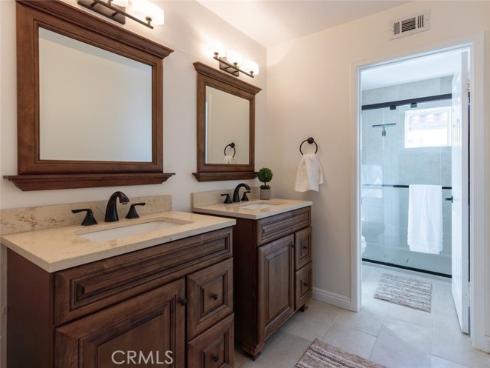 26 Glen Echo , Rancho Santa Margarita, CA