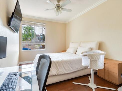 25 Milkwood 103 , Rancho Santa Margarita, CA