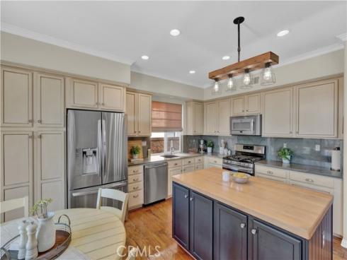11 Spring View Way , Rancho Santa Margarita, CA