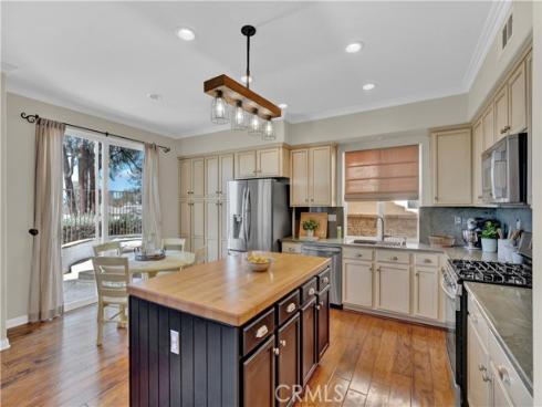 11 Spring View Way , Rancho Santa Margarita, CA