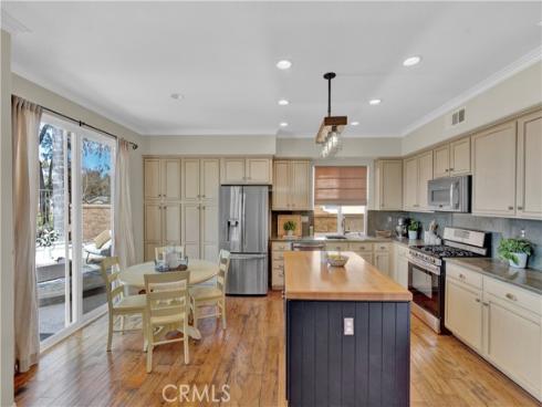 11 Spring View Way , Rancho Santa Margarita, CA