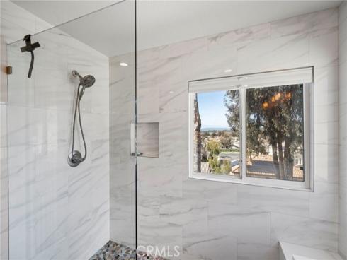 11 Spring View Way , Rancho Santa Margarita, CA