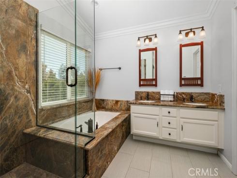 2 Field Point , Rancho Santa Margarita, CA