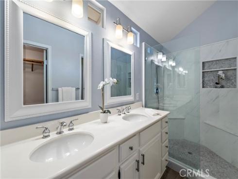 12 Paseo Vecino , Rancho Santa Margarita, CA