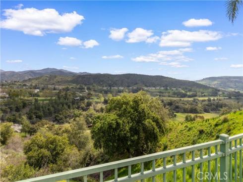 14  Beaconsfield  , Rancho Santa Margarita, CA