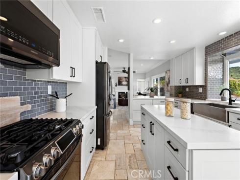21495 Silvertree Lane, Rancho Santa Margarita, CA