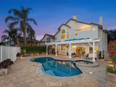 21495 Silvertree Lane, Rancho Santa Margarita, CA