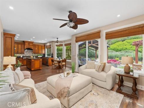 36 Glen Echo , Rancho Santa Margarita, CA