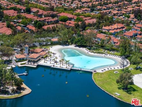 5 Via Confianza , Rancho Santa Margarita, CA