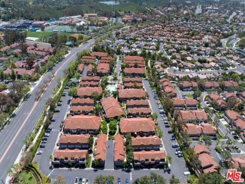 5 Via Confianza , Rancho Santa Margarita, CA