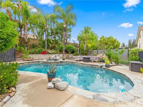 31885 Old Oak Road, Rancho Santa Margarita, CA