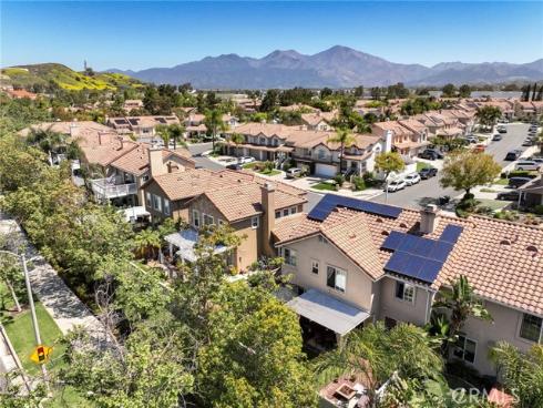 27 Calle Verano , Rancho Santa Margarita, CA