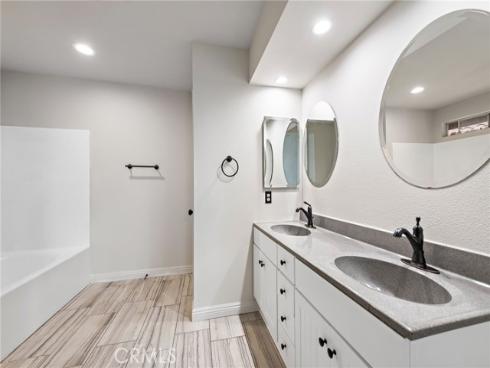 17 Vista Sierra 16 , Rancho Santa Margarita, CA